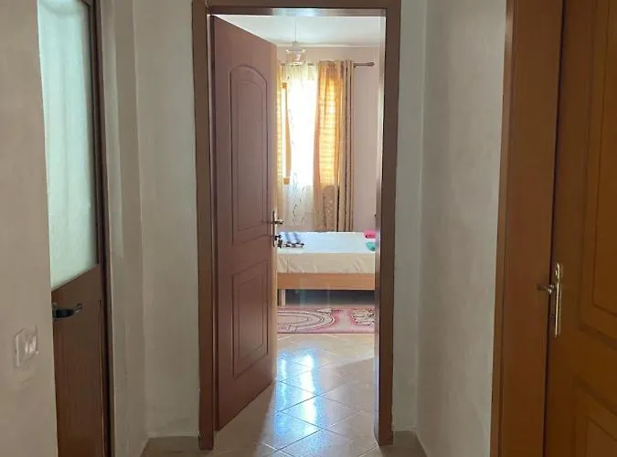 Bed and breakfast Private 2 - & Mountain Views & Free Parking & Wifi Linze